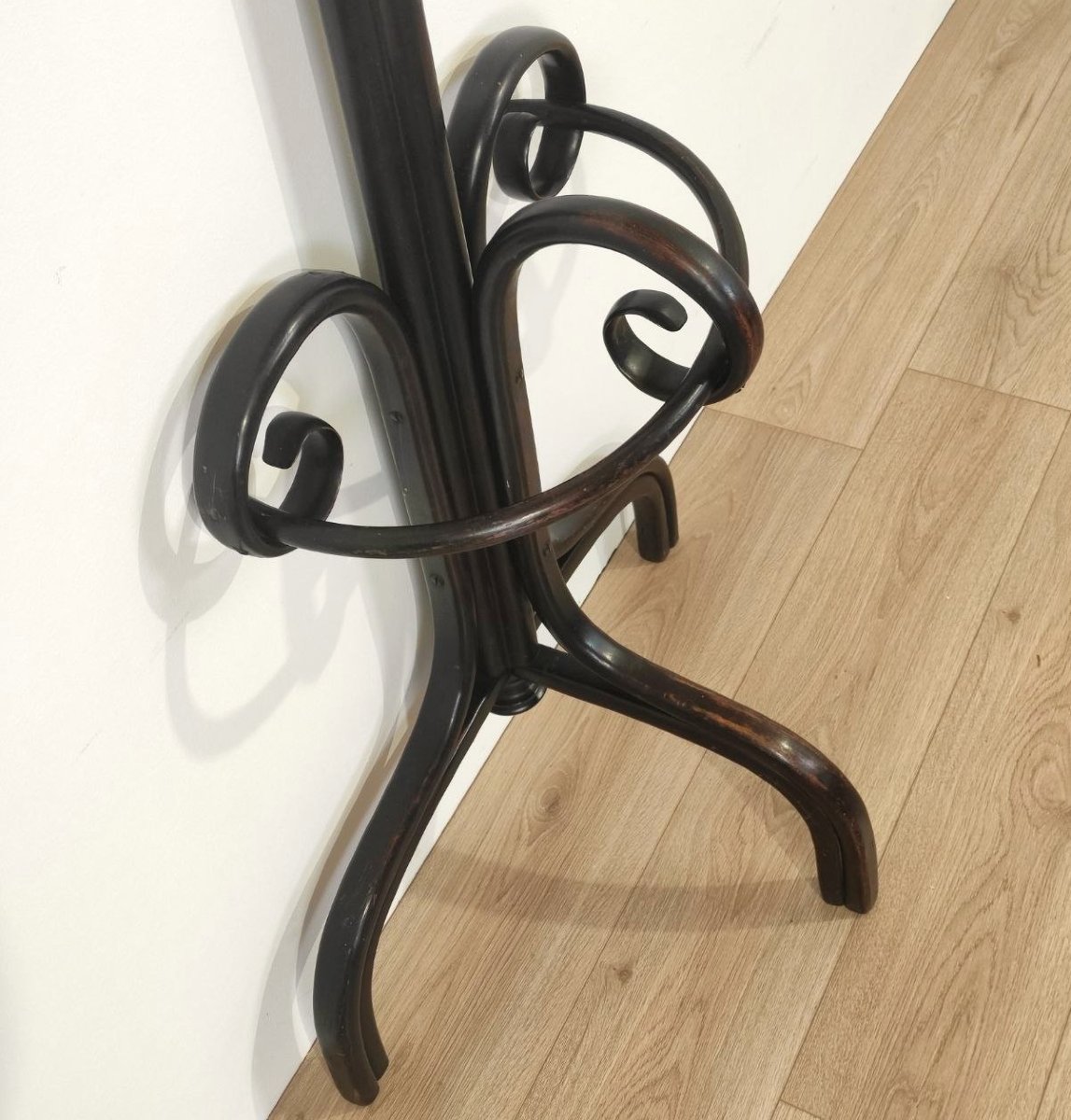 Thonet, Coat Rack And Umbrella Stand In Curved Wood, Ca. 1890-photo-3
