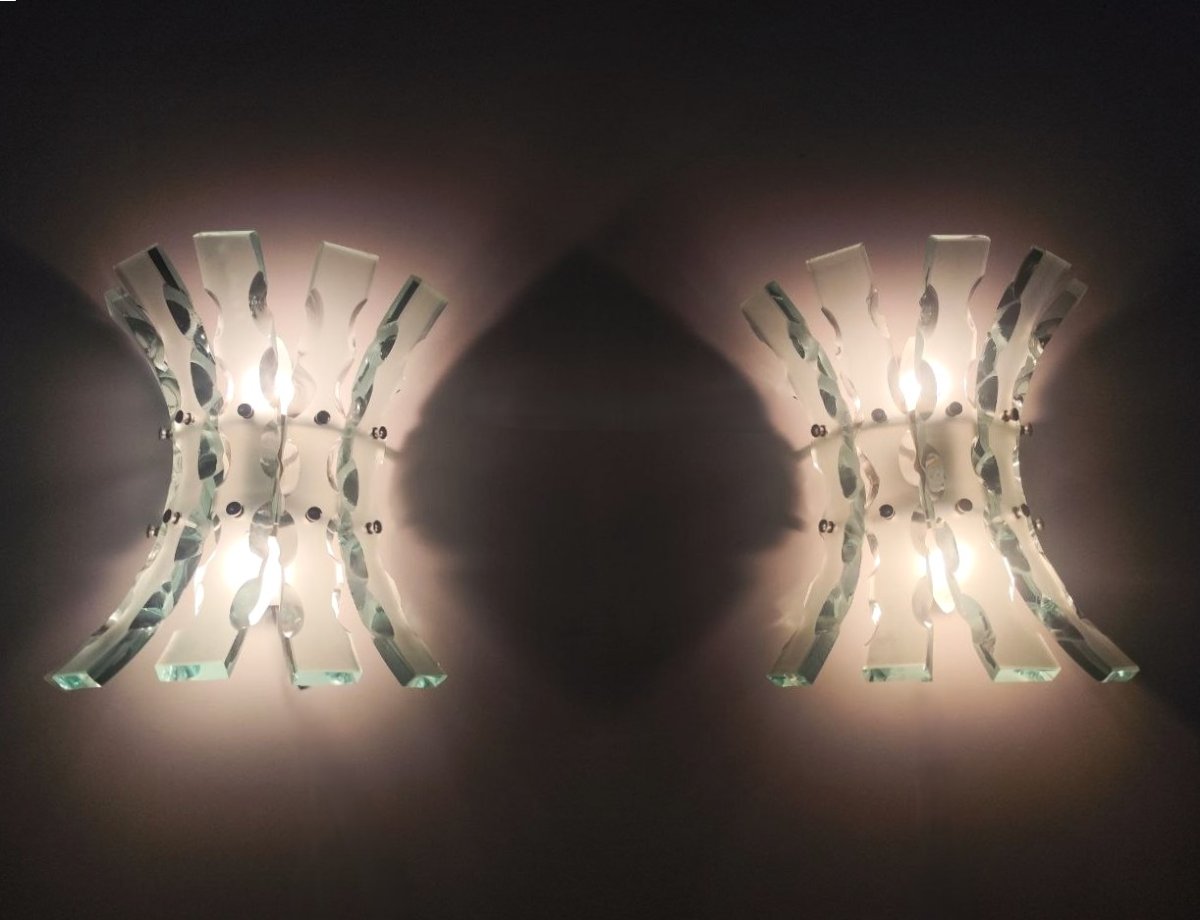 Paire d'appliques murales en verre ciselé, produites par Fontana Arte, années 1960-photo-3