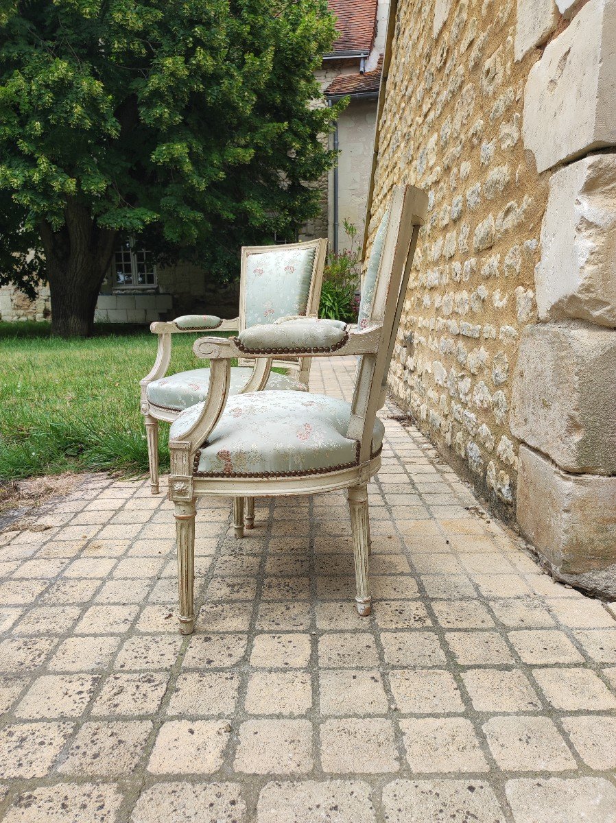 Paire De Fauteuils Louis XVI -photo-4