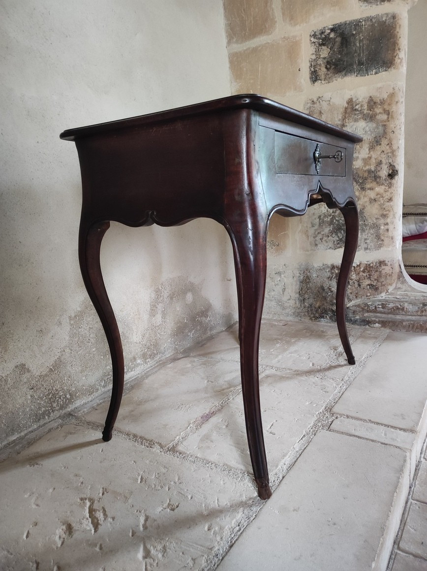 Table From The 18th Century