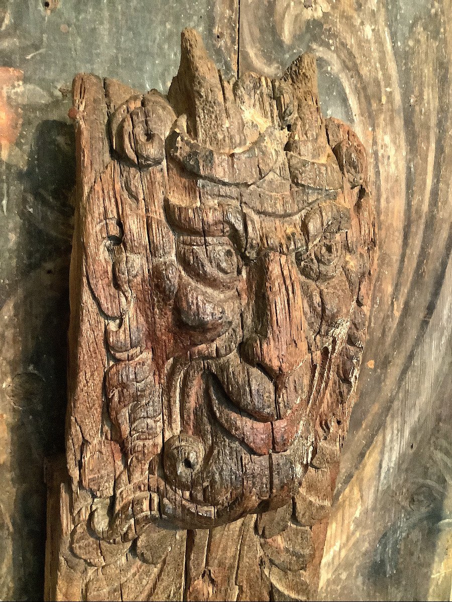 Faune Gothique En Bois d'Applique