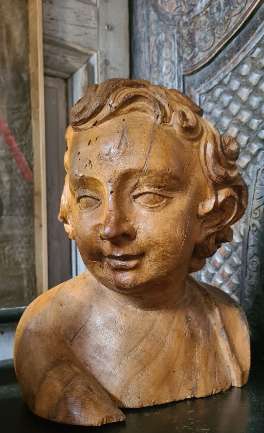 Buste d'un Chérubin souriant  XVIIeme