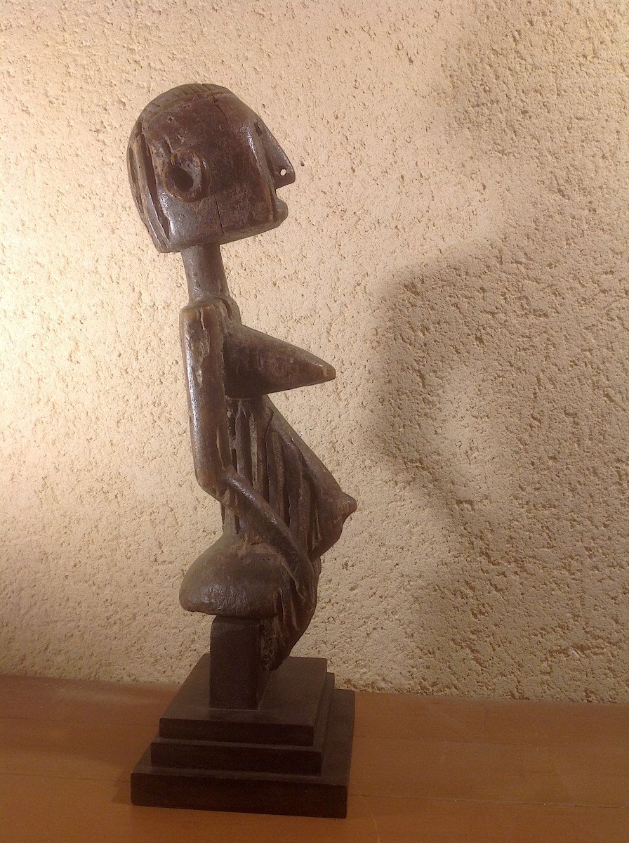 Bust Of Woman From Mali-photo-2