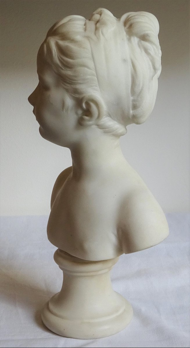 After Houdon - Bust Of Louise Brongniart In Marble-photo-1