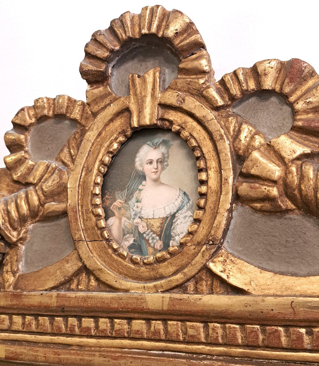 Miroir En Bois Doré Louis XVI à Décor D’une Jeune Femme En Médaillon-photo-2