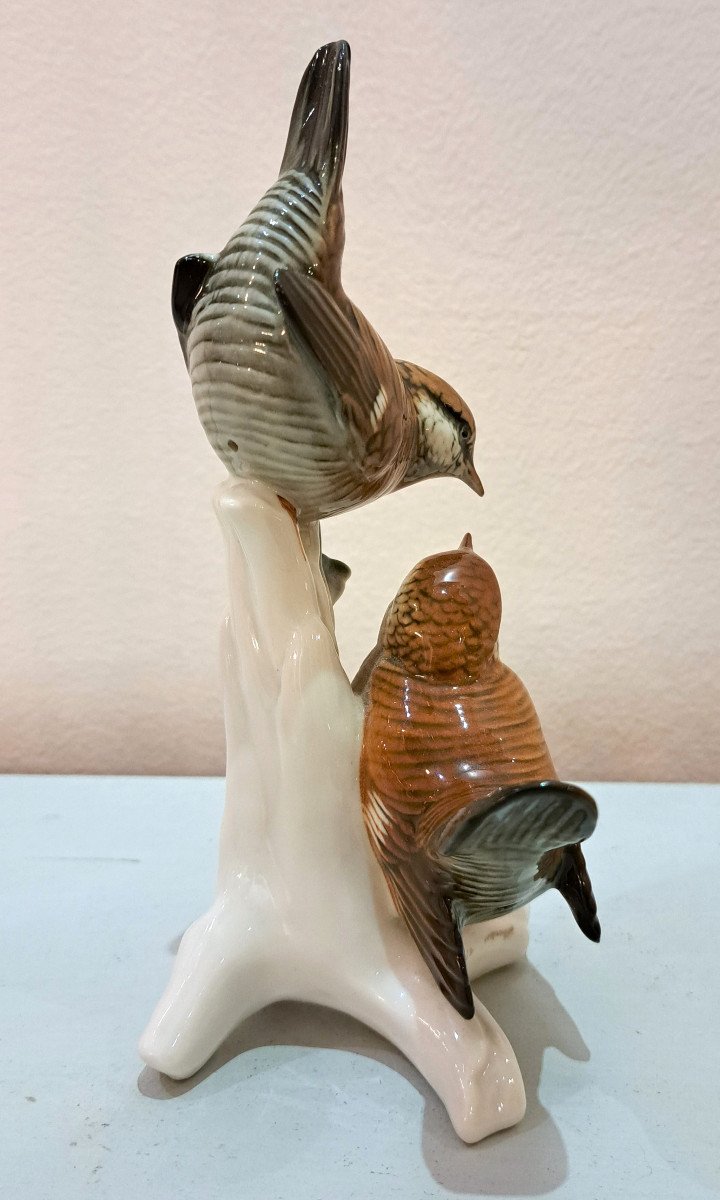 Couple Of Wrens In German Porcelain Karl Ens-photo-2