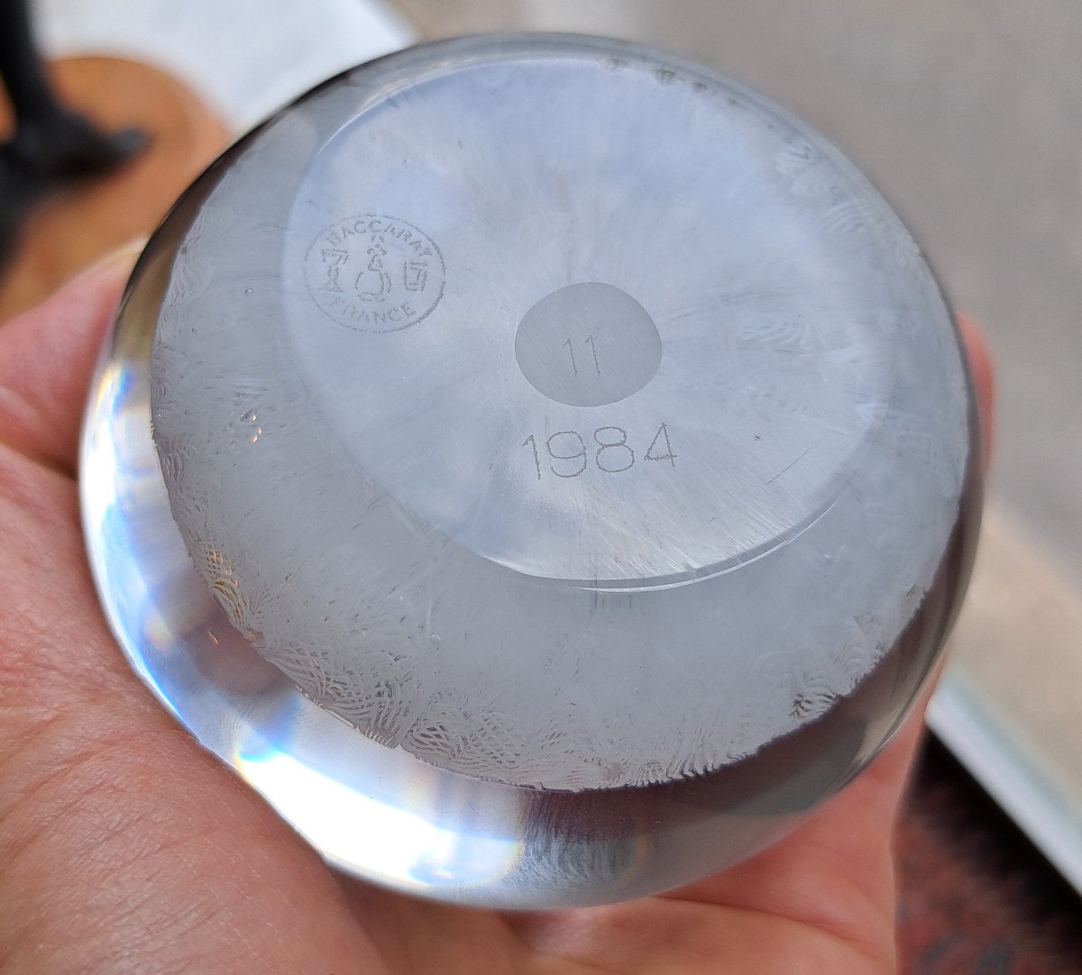 Baccarat - Ball Paperweight Millefiori With White Chiffon Background 1984-photo-3