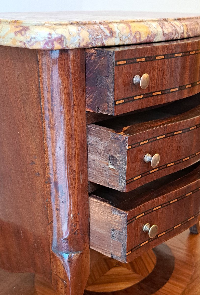 Commode Miniature Travail De Maîtrise En Placage d'Acajou Et Marqueterie-photo-2