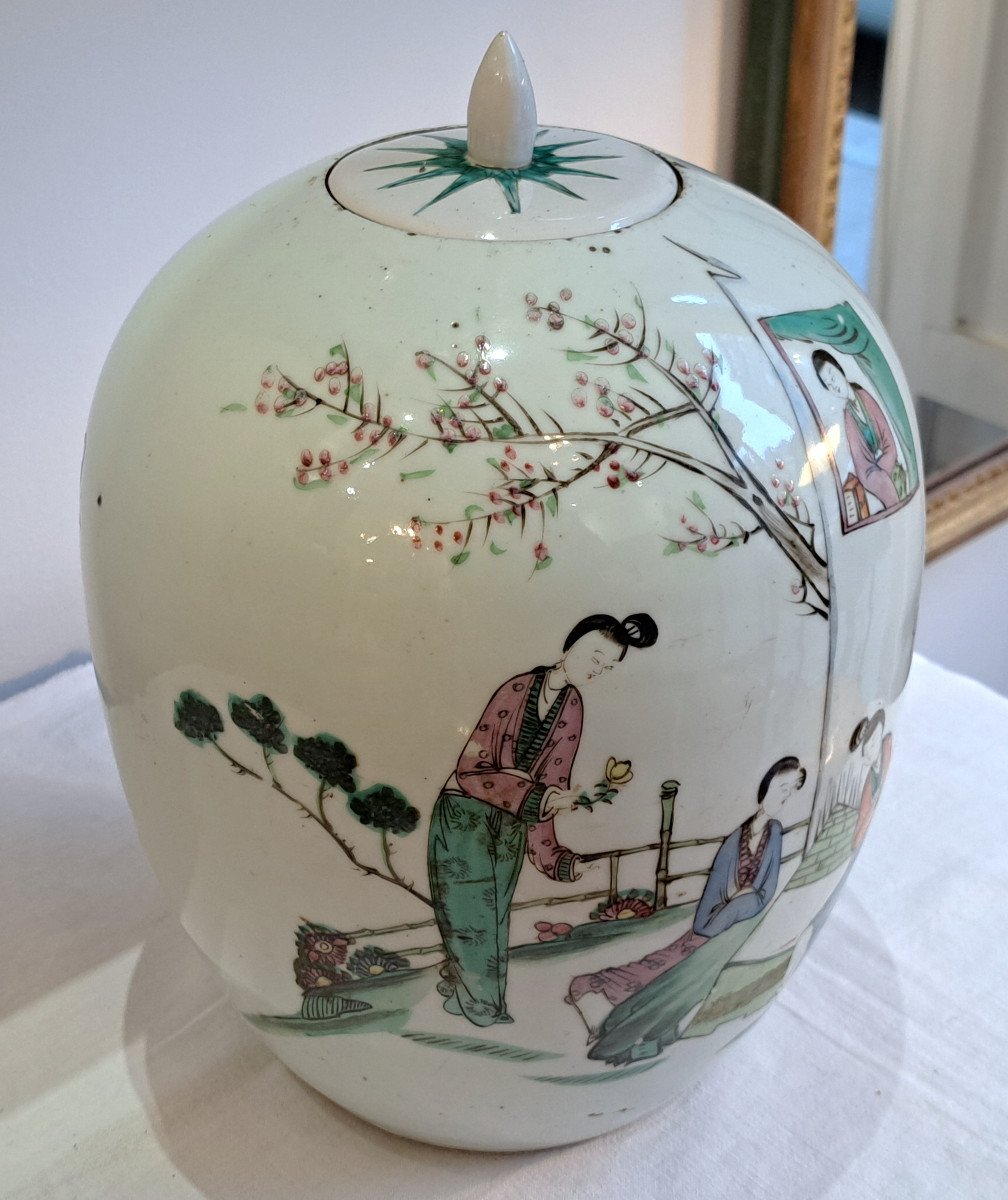 Chinese Porcelain Covered Ginger Jar-photo-2