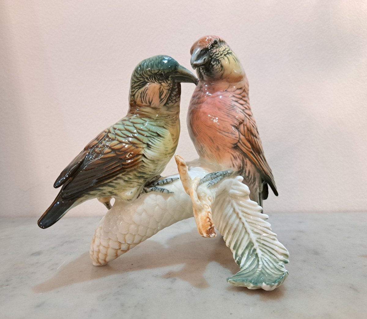 Couple De Bec-crois&eacute;s Des Sapins Oiseaux En Porcelaine Allemande Karl Ens