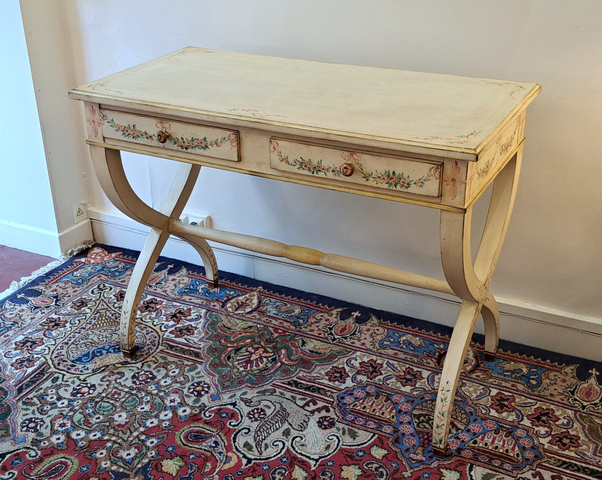 Painted Wooden Desk Decorated With Flower Garlands
