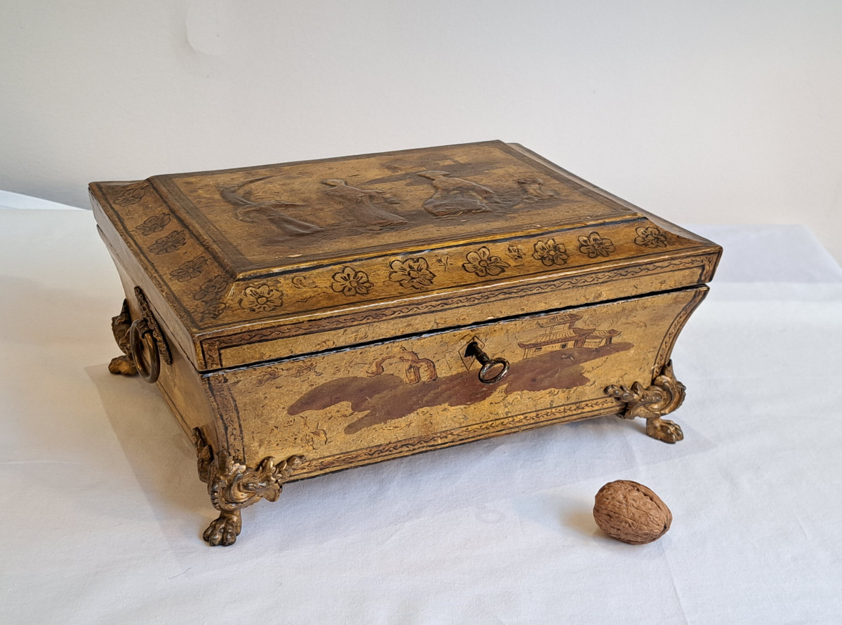 Early 19th Century Lacquered Wooden Box