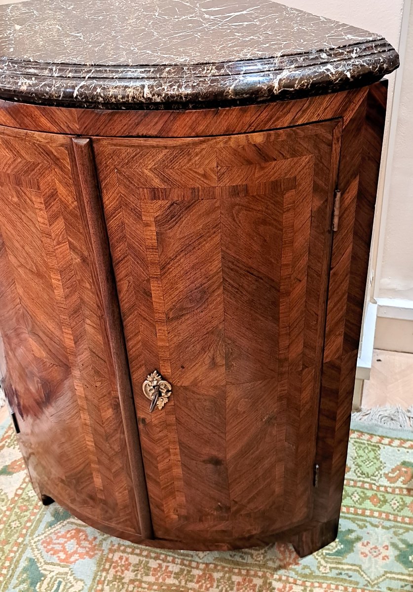 18th-century Marquetry Corner Cabinet-photo-1