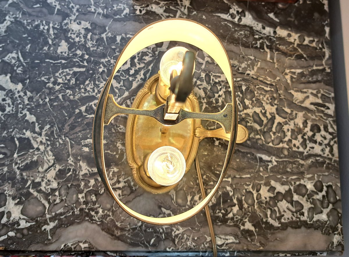 Small 2-burner Golden Bronze Hot-water Bottle Lamp-photo-3