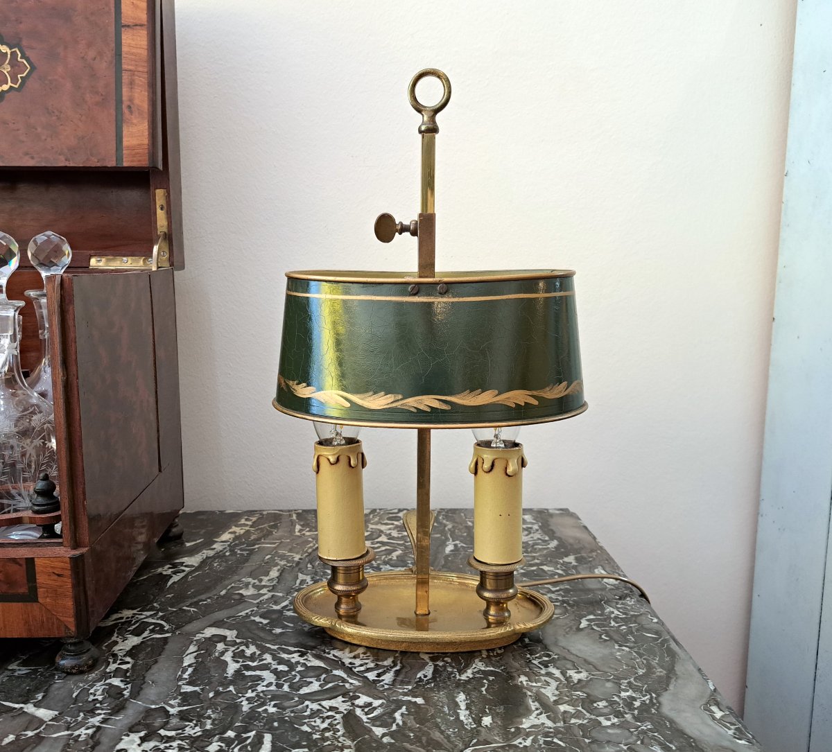 Small 2-burner Golden Bronze Hot-water Bottle Lamp-photo-4