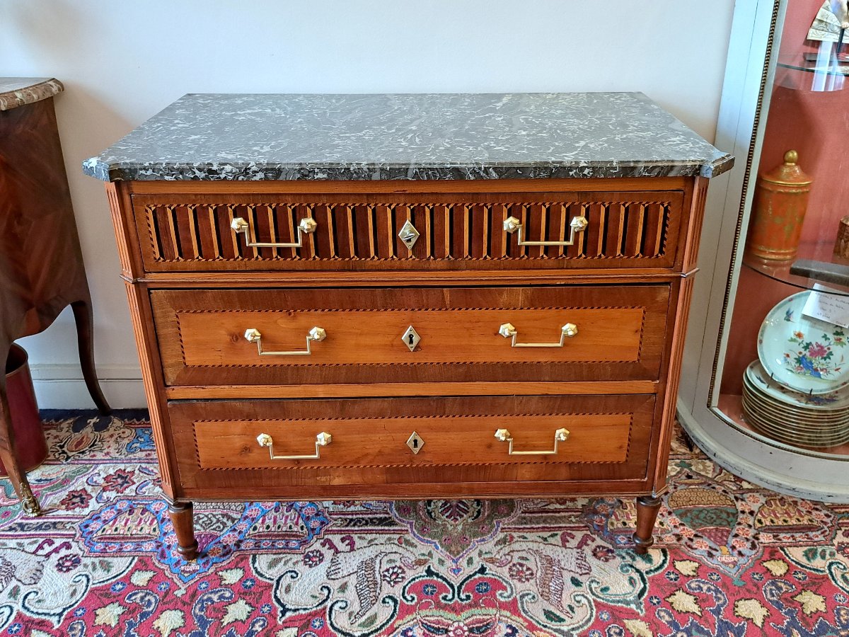 Louis XVI Marquetry Chest Of Drawers-photo-2