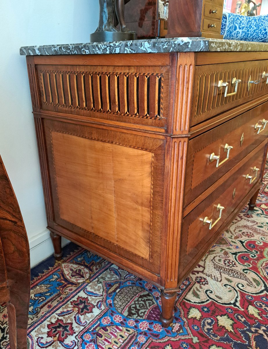 Louis XVI Marquetry Chest Of Drawers-photo-3