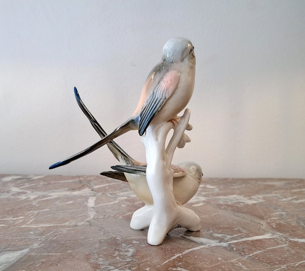 Karl Ens German Porcelain Pair Of Long-tailed Titmice-photo-1