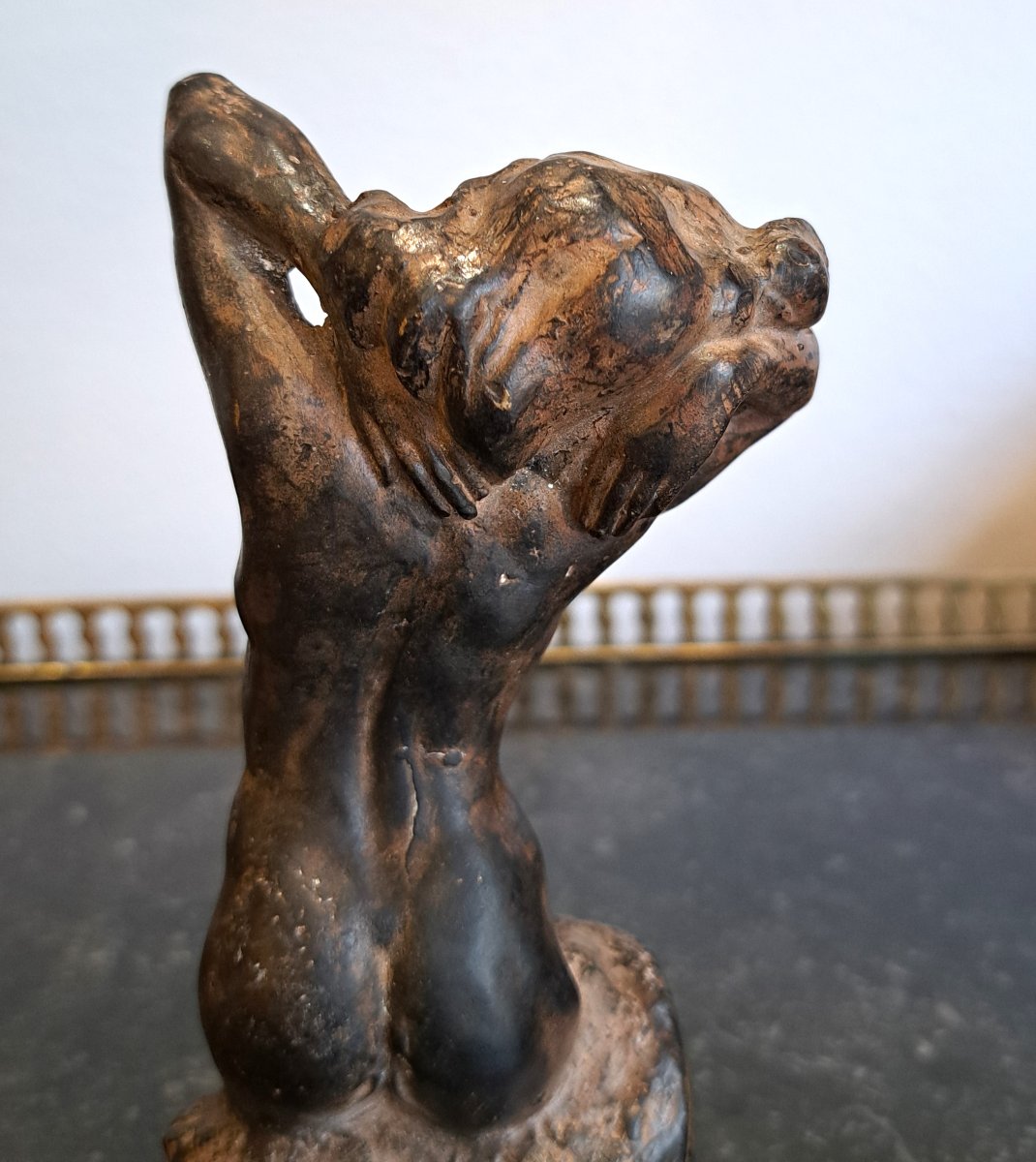 Femme nue en bronze d'après la Toilette de Vénus d'Auguste Rodin-photo-4