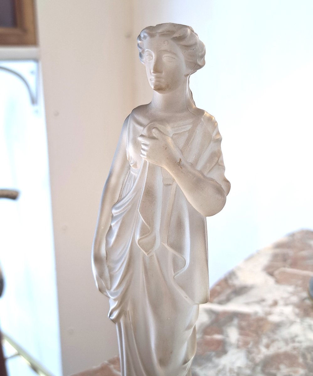 Baccarat – Statuette d’une femme à l’antique-photo-4