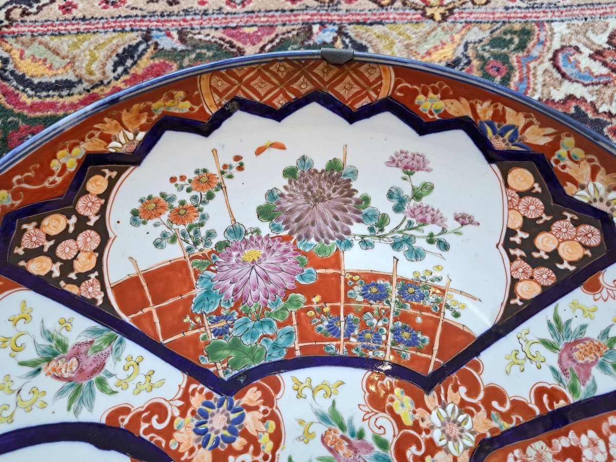 Large Imari Porcelain Dish, Japan, 19th Century; Diameter 50 Cm-photo-4