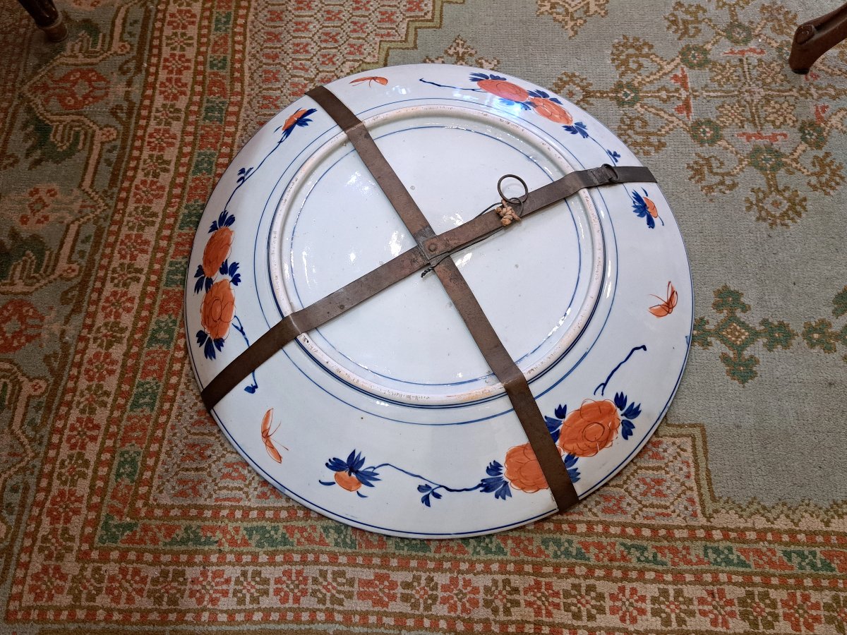 Large Imari Porcelain Dish, Japan, 19th Century; Diameter 50 Cm-photo-3