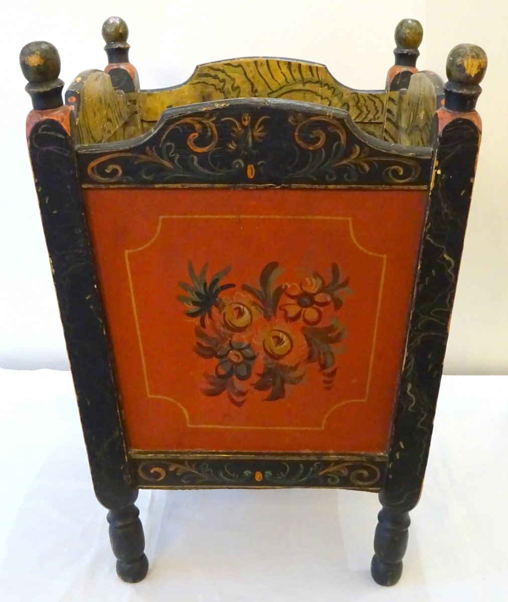 Napoleon III Painted Wood Planter