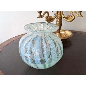 Vase boule en verre de Murano vers 1950