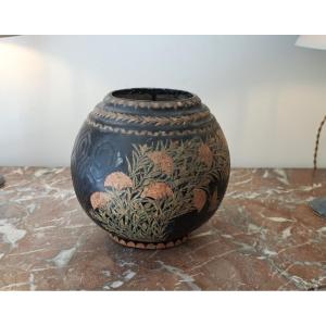 Cache-pot boule en fonte Art déco