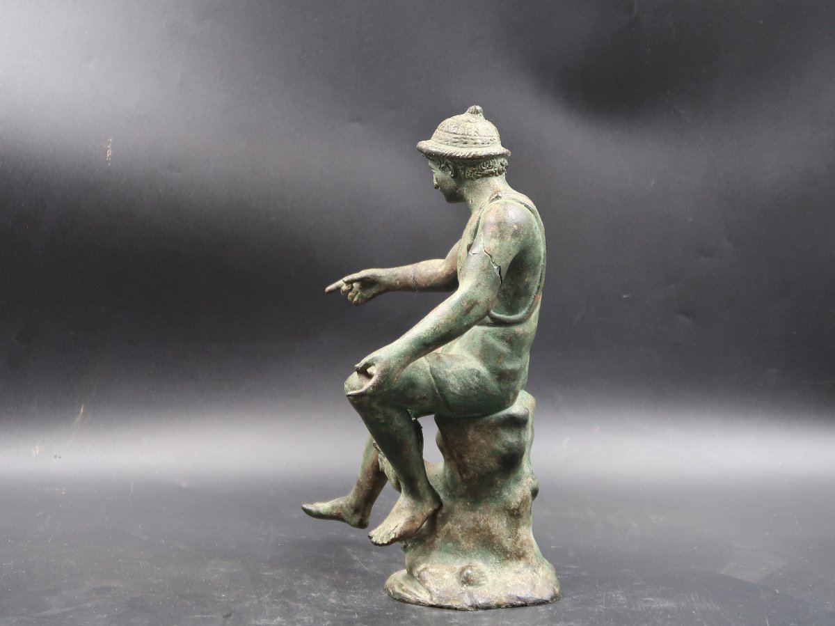 Large Bronze Sculpture Of A Neapolitan Fisherman On A Boat-photo-1