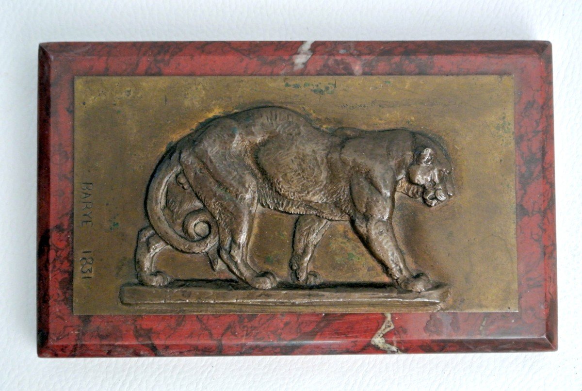 Panthère marchant, bas-relief en bronze.-photo-3