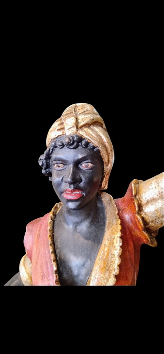 Paire des statues en bois lacque-photo-1