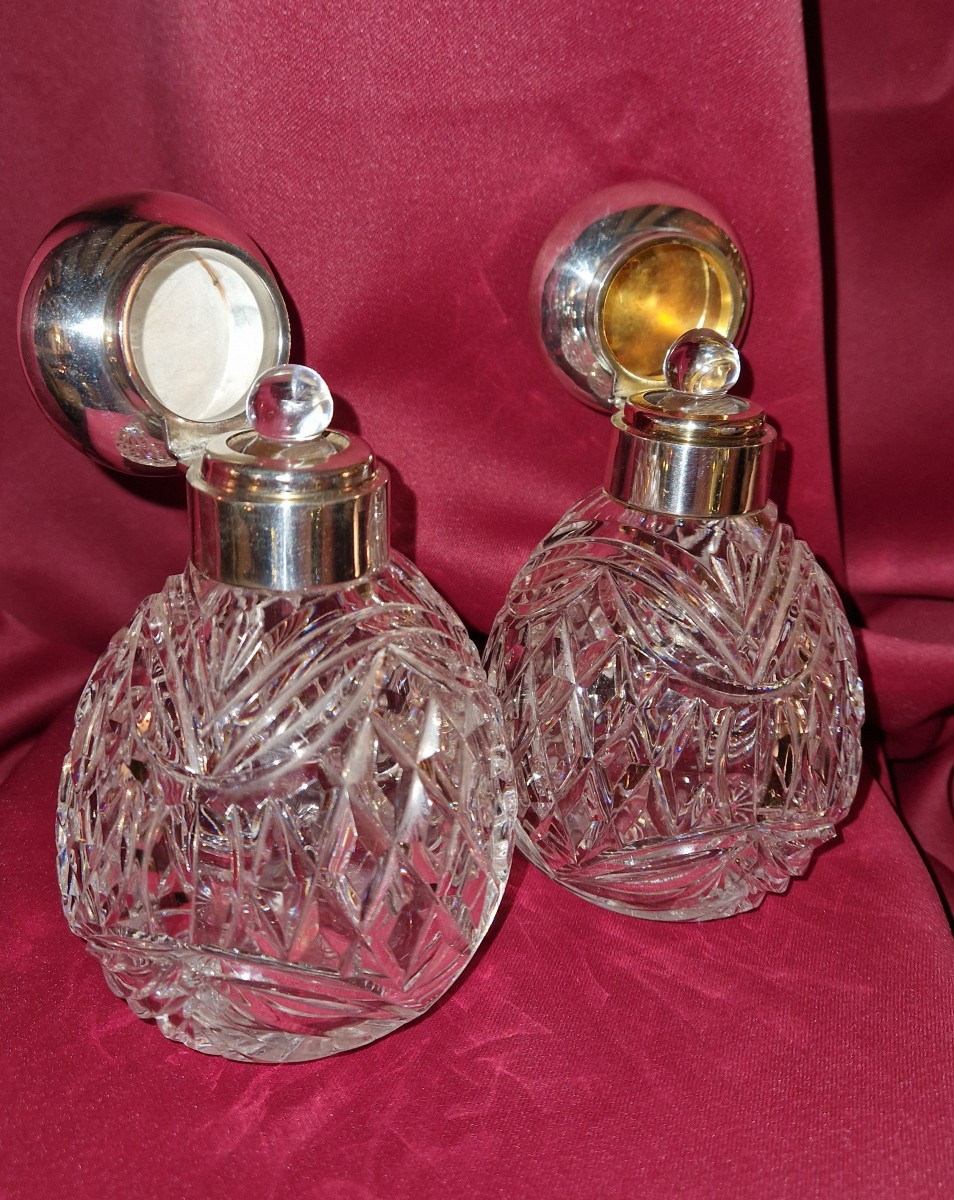 Paire De Flacons A Parfum En Cristal Et argent Massif - XIXème