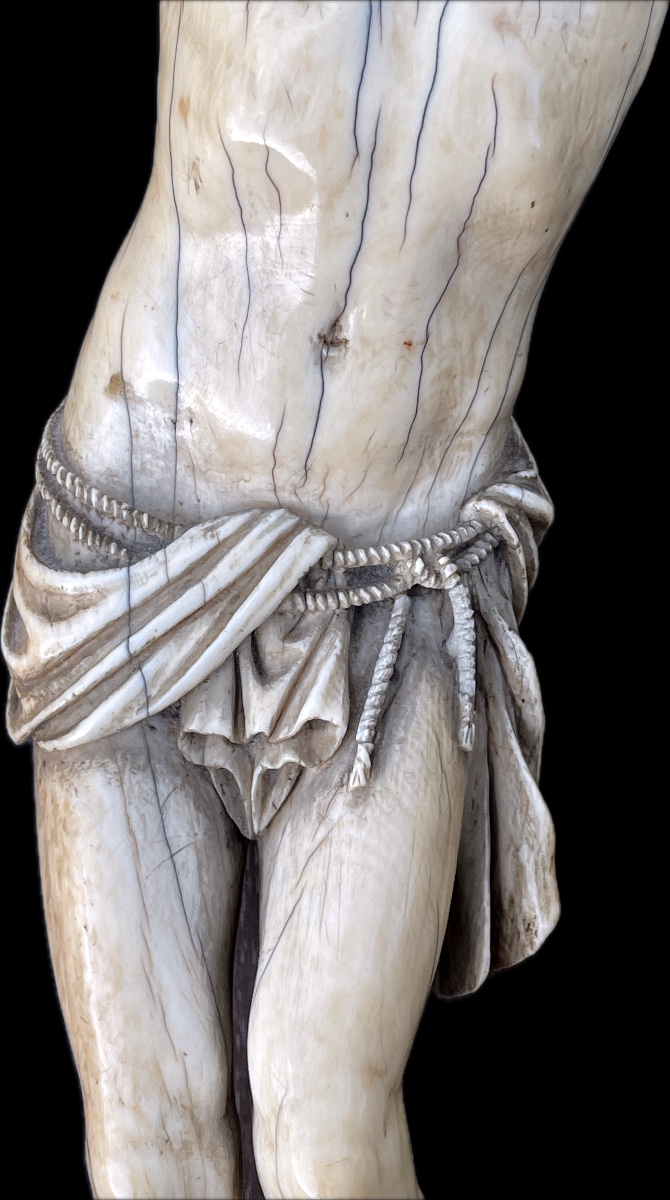 Christ In Ivory, France 17th Century. -photo-4