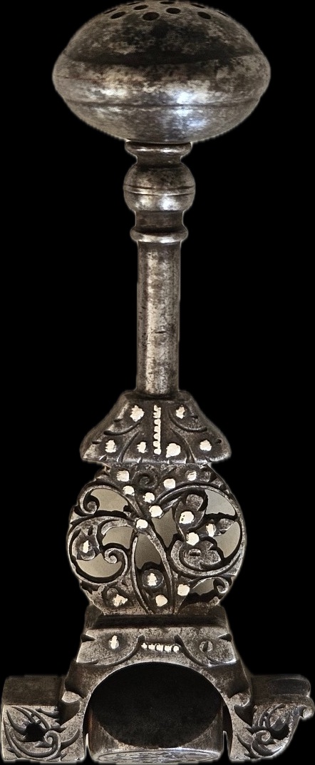 Sceau, Poudrier Et Clé à Secret En Fer Forgé Parsemé De Pointes D’argent Au Blason Du Pélican-photo-2