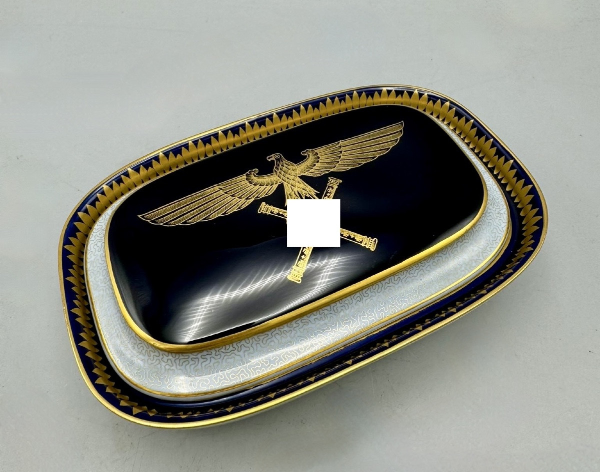 Boîte à cigares en porcelaine de Sèvres pour Hermann Göring-photo-2