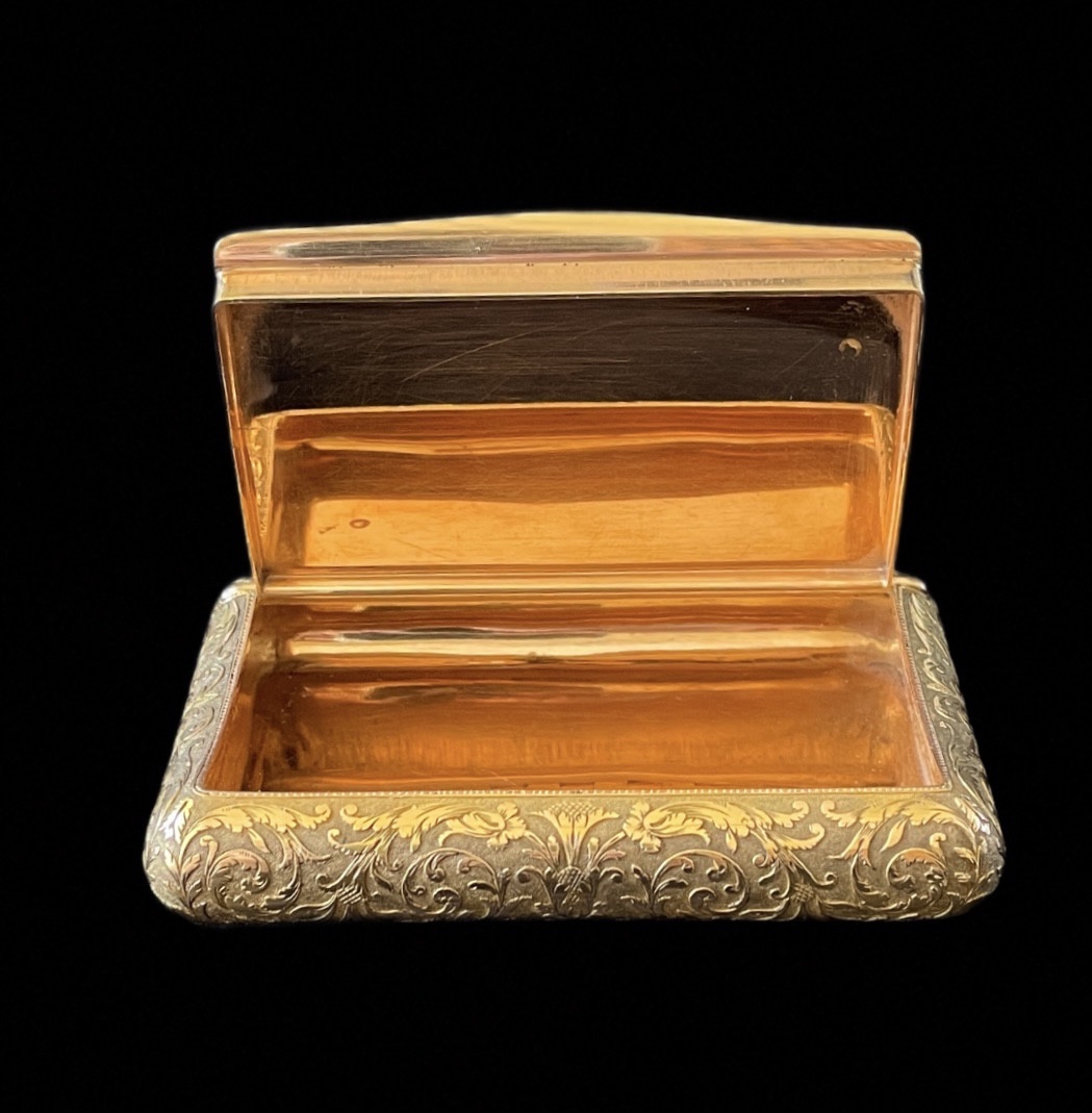 Pilulier en or rose 18 K – Paris, 1819–1838 – 97 g-photo-4