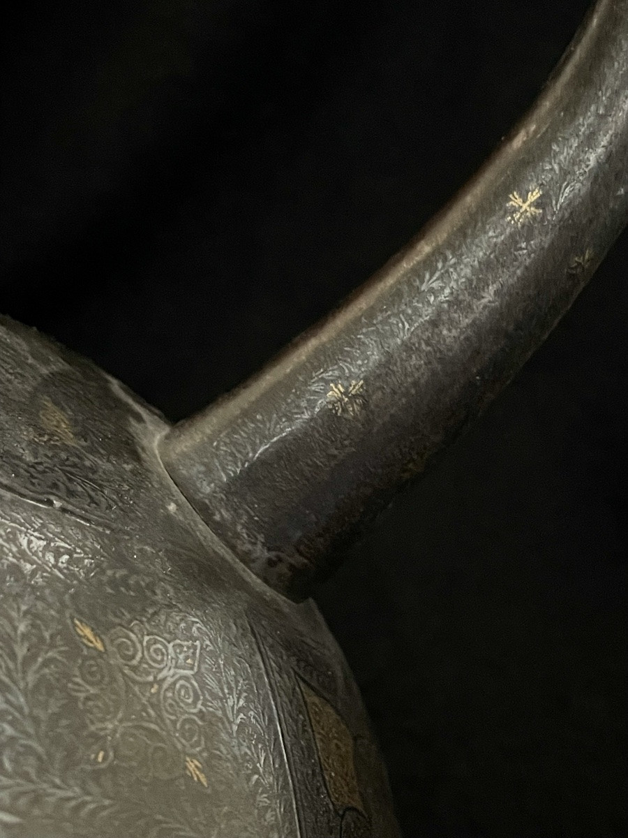 casque indo-persan dit Kulah Khud anthropomorphe à cornes-photo-4