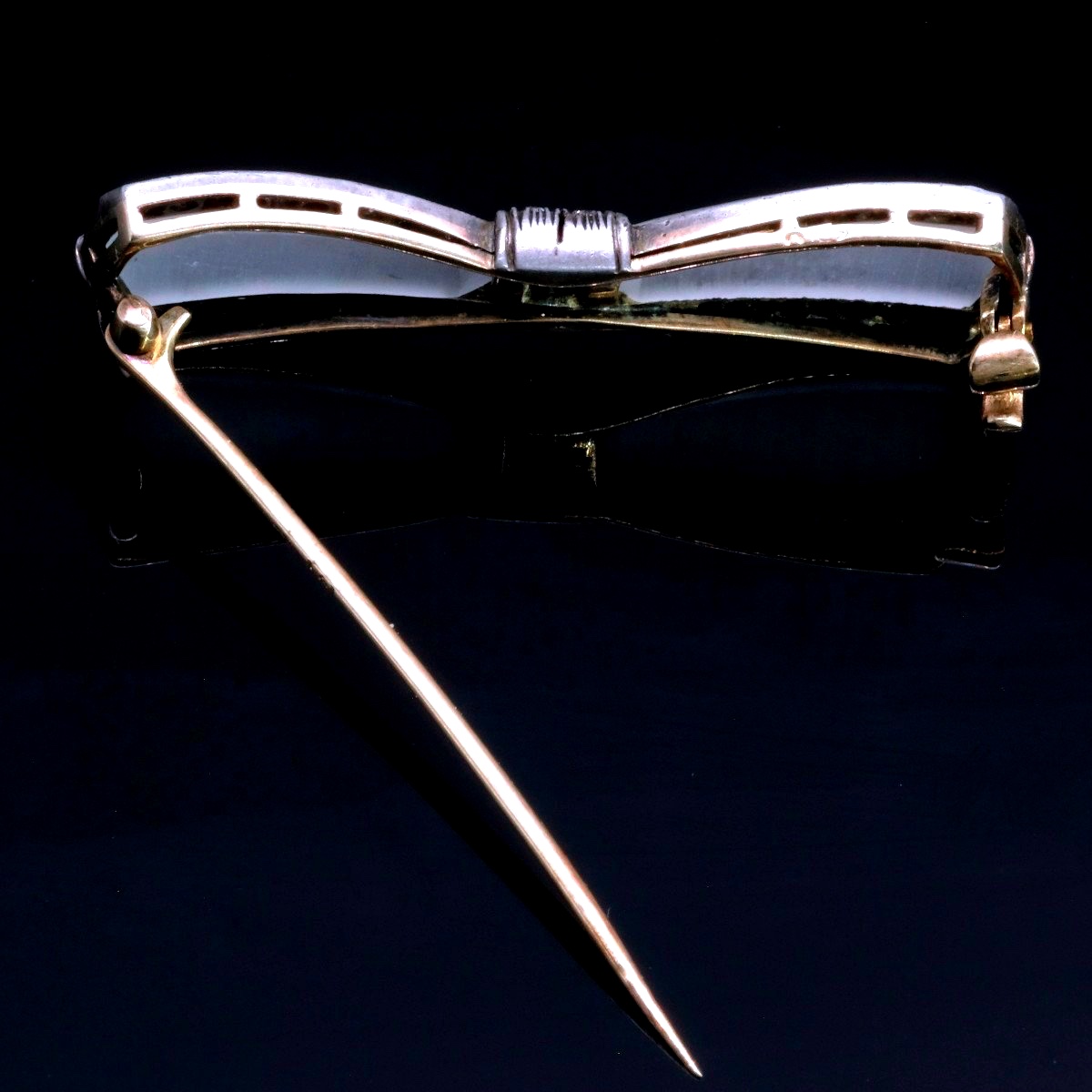 Broche « nœud papillon » Art Déco en or, diamants et cristal amati-photo-1