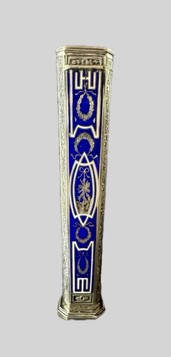 Cachet de correspondance en argent émaillé bleu Maison Fouquet-Lapar, Paris, vers 1898–1912