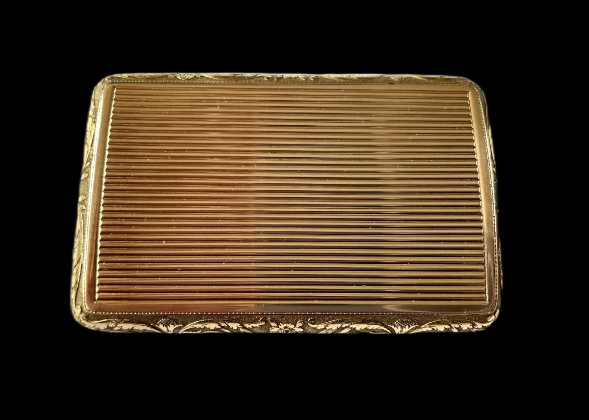 BOITE EN OR 18 CARATS – PARIS, RESTAURATION (1819–1838) – 97 G -photo-3