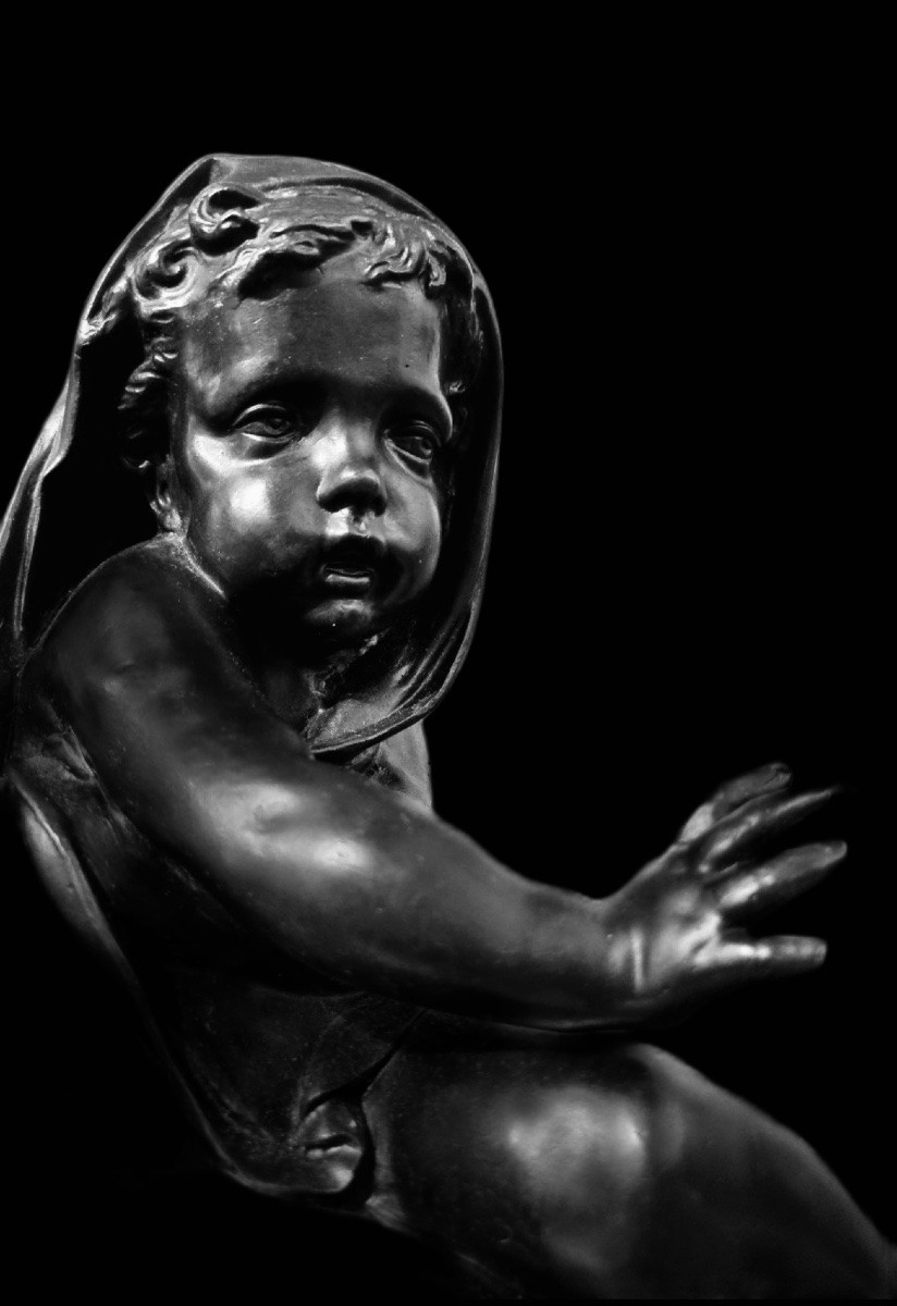 PAIRE DE CHENETS EN BRONZE À DOUBLE PATINE PUTTI FRILEUX, FRANCE, XIXᵉ SIÈCLE, ÉPOQUE NAPOLÉON -photo-1