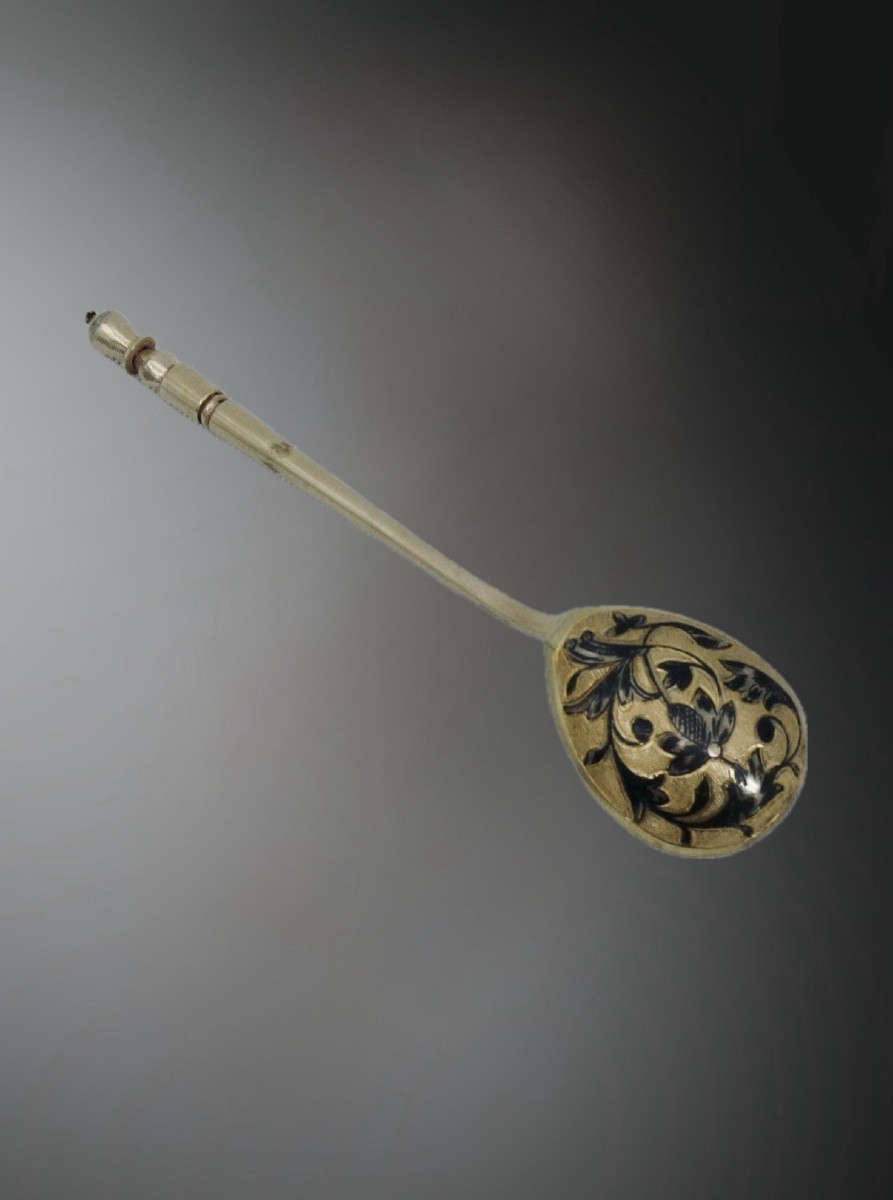 Twelve Silver-gilt And Nielloed Spoons, Moscow 1850