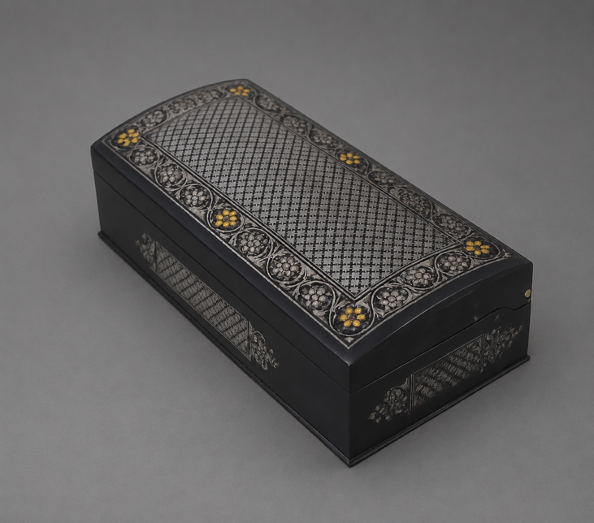 Large Imperial Snuffbox In Inlaid Steel-photo-2