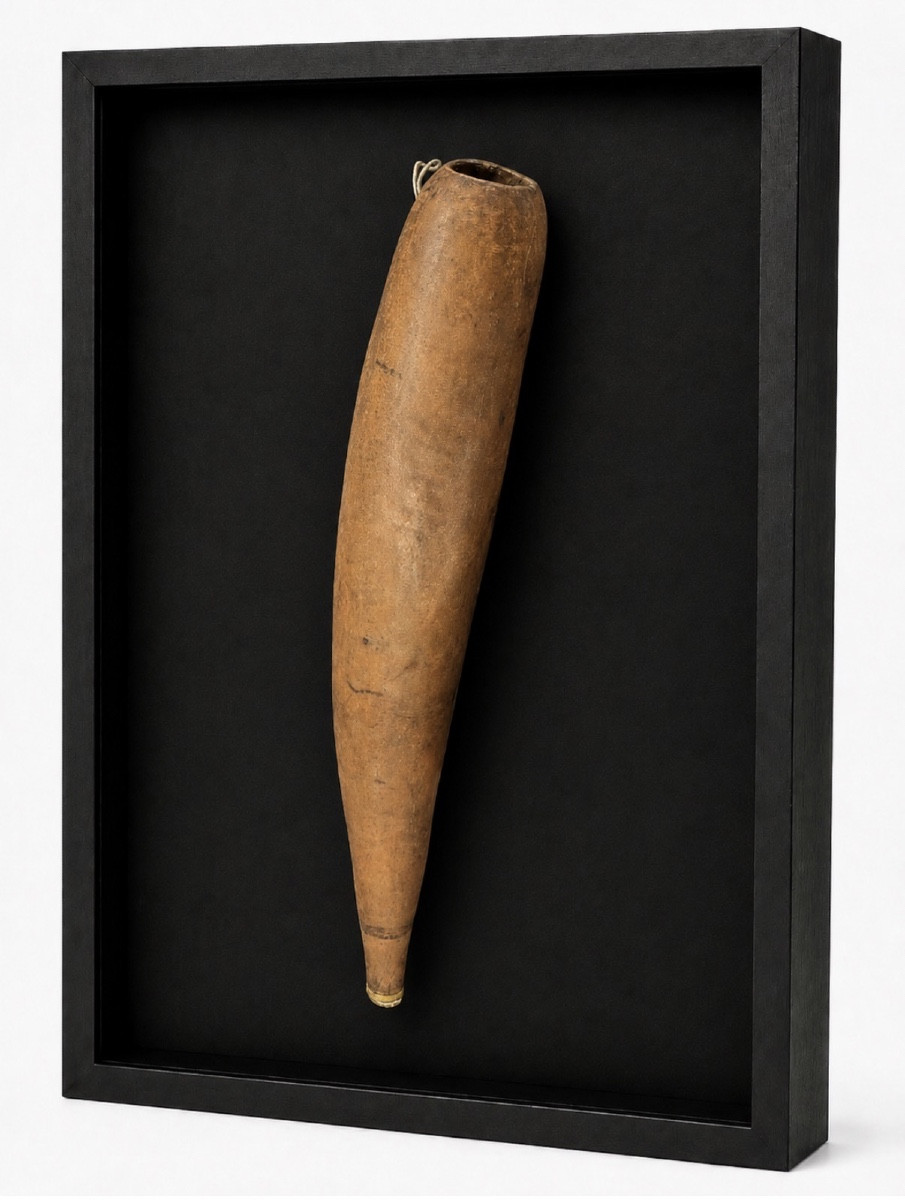 INSTRUMENT RITUEL EN CALÉBASSE — AÉROPHONE CÉRÉMONIEL  