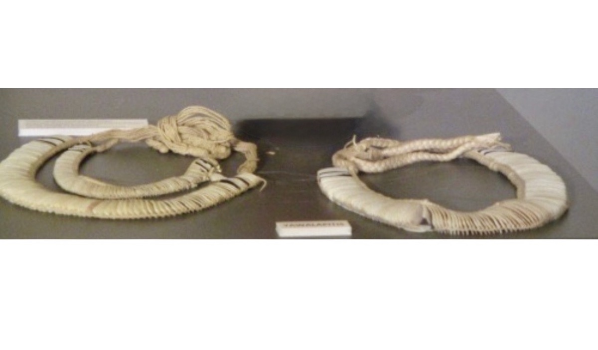 Set Of Three Sacred Ornaments-photo-1
