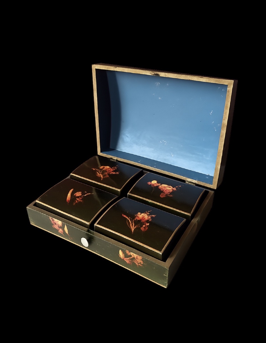COFFRET À JETONS DE JEU EN VERNIS MARTIN-photo-3