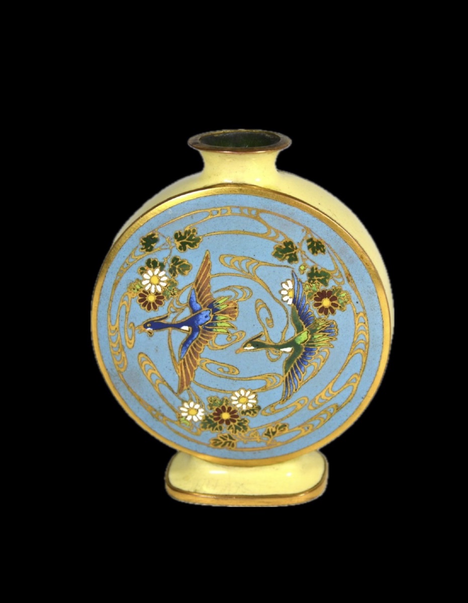 Miniature Bianhu-shaped Flask In Gilded Bronze With Champlevé Enamel