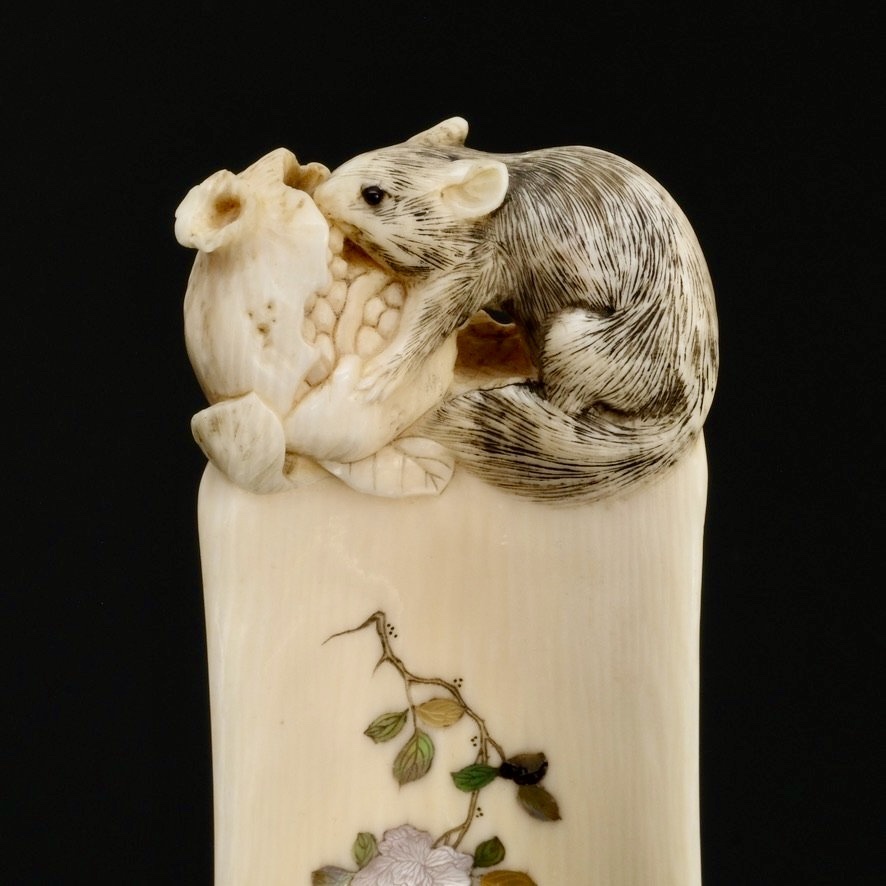 MESURE À THÉ "CHASAJI" MEIJI SCULPTÉE LOIR ET GRENADE, SHIBAYAMA, 19 ÈME SIÈCLE 