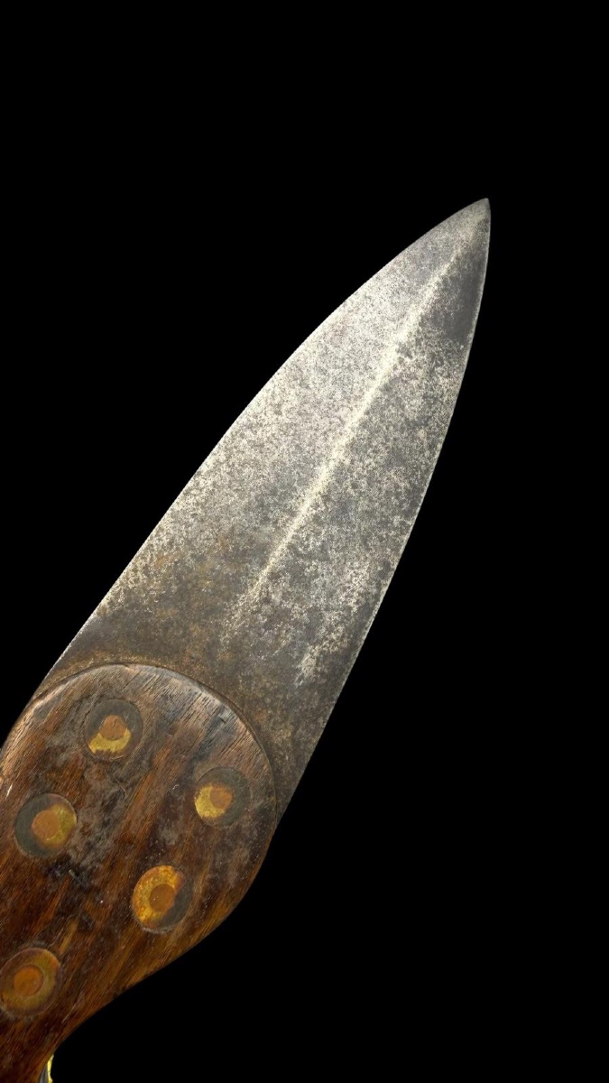 Blackfoot Wood And Metal Dag Knife Together With A Beaded Hide Sheath-photo-4